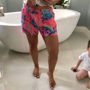 Lilly Pulitzer Shorts Size S